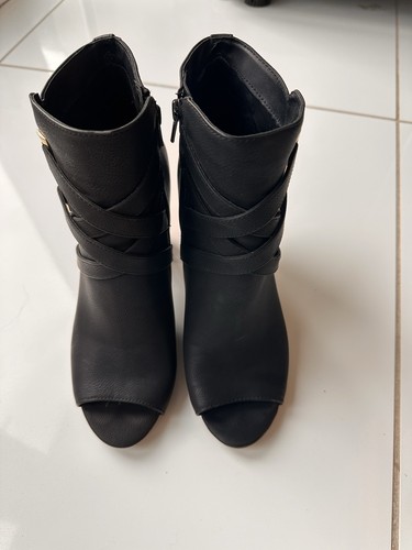 Guess women shoes - g,