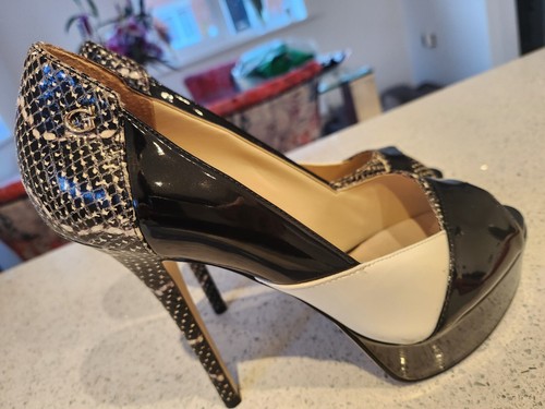 Guess black and white high